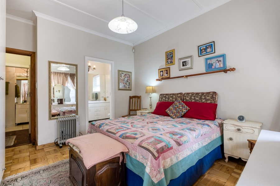 2 Bedroom Property for Sale in Linden Gauteng