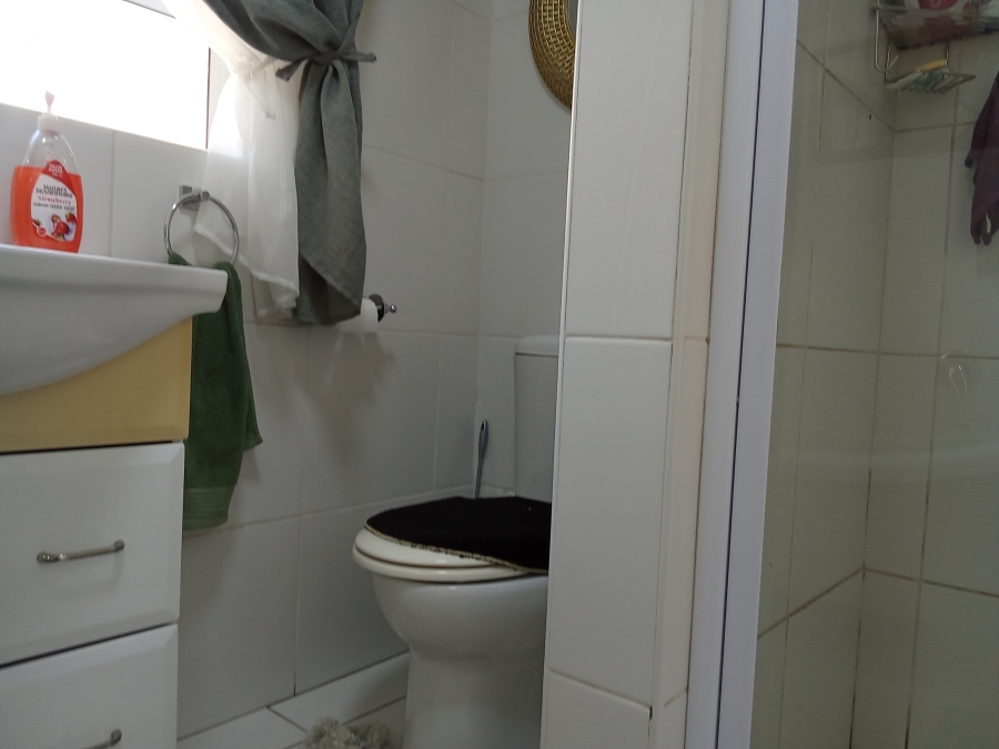 3 Bedroom Property for Sale in Radiokop Gauteng
