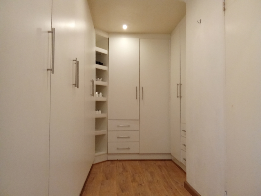 3 Bedroom Property for Sale in Radiokop Gauteng