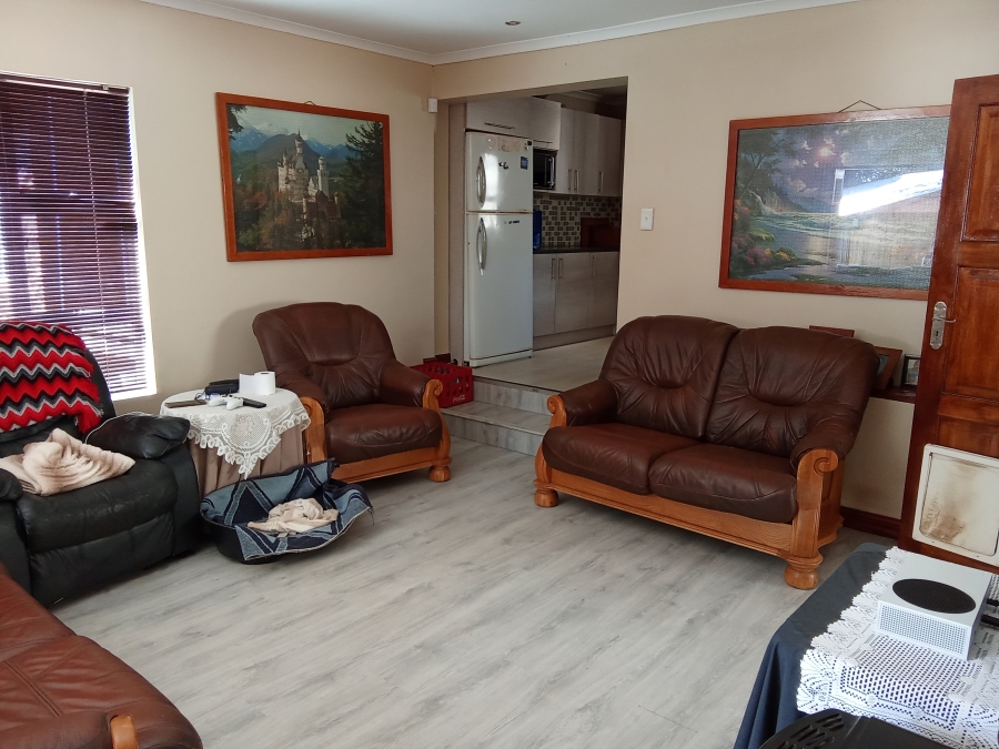 3 Bedroom Property for Sale in Radiokop Gauteng