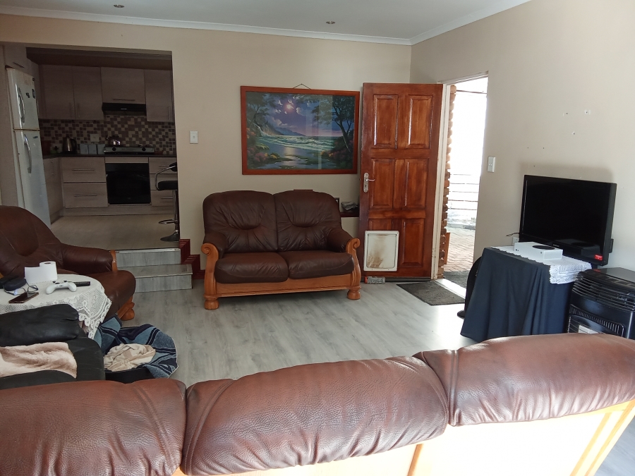 3 Bedroom Property for Sale in Radiokop Gauteng