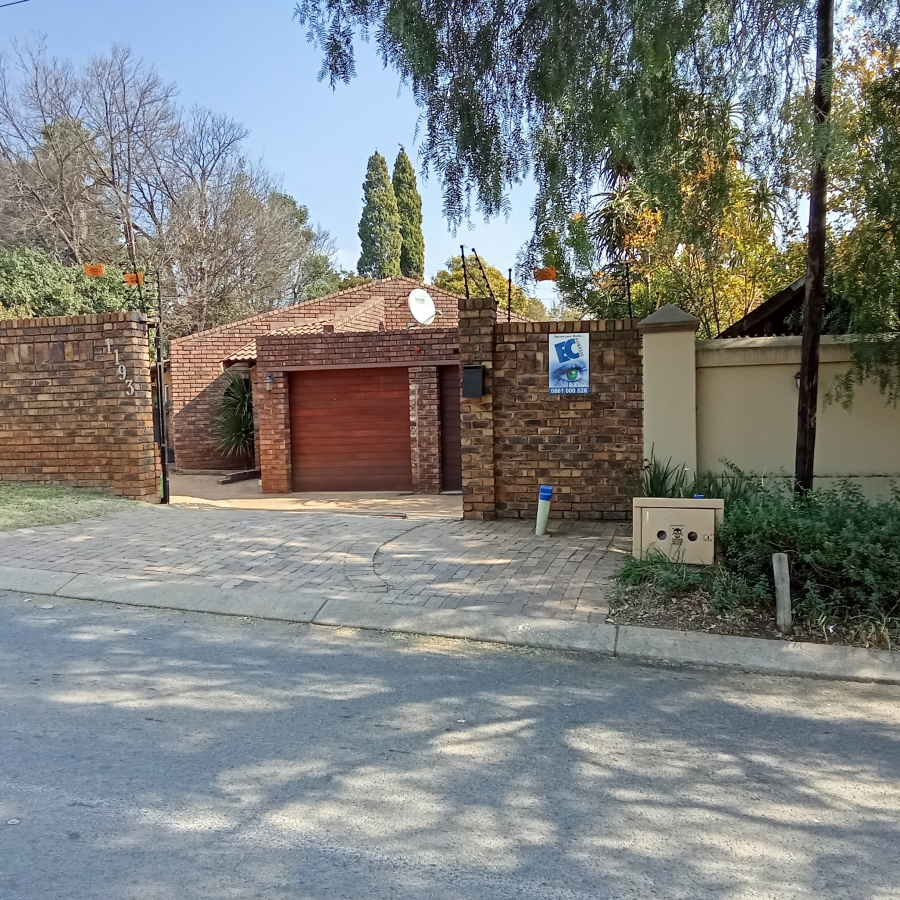 3 Bedroom Property for Sale in Radiokop Gauteng