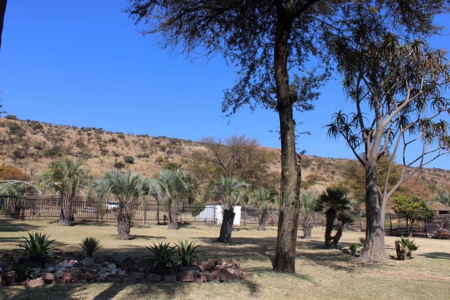 7 Bedroom Property for Sale in Zandfontein AH Gauteng