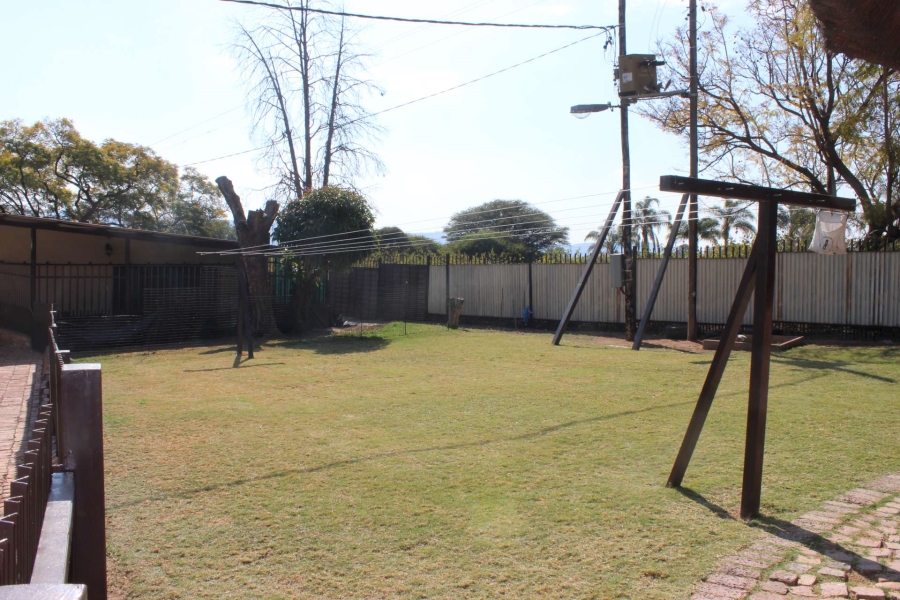 7 Bedroom Property for Sale in Zandfontein AH Gauteng