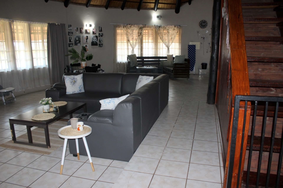 7 Bedroom Property for Sale in Zandfontein AH Gauteng