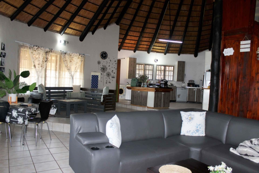 7 Bedroom Property for Sale in Zandfontein AH Gauteng