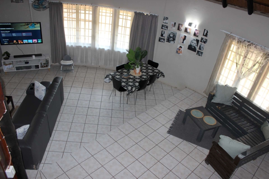 7 Bedroom Property for Sale in Zandfontein AH Gauteng