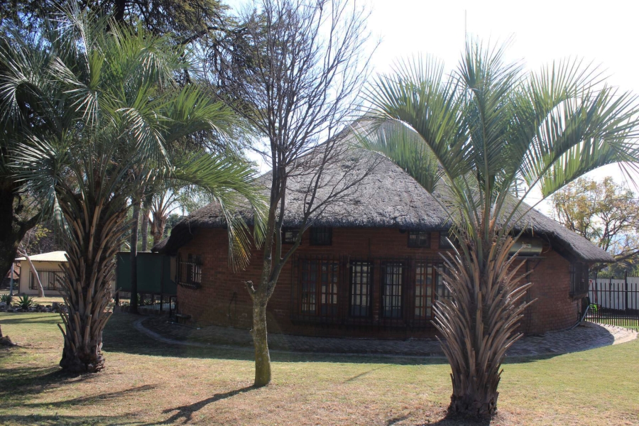 7 Bedroom Property for Sale in Zandfontein AH Gauteng