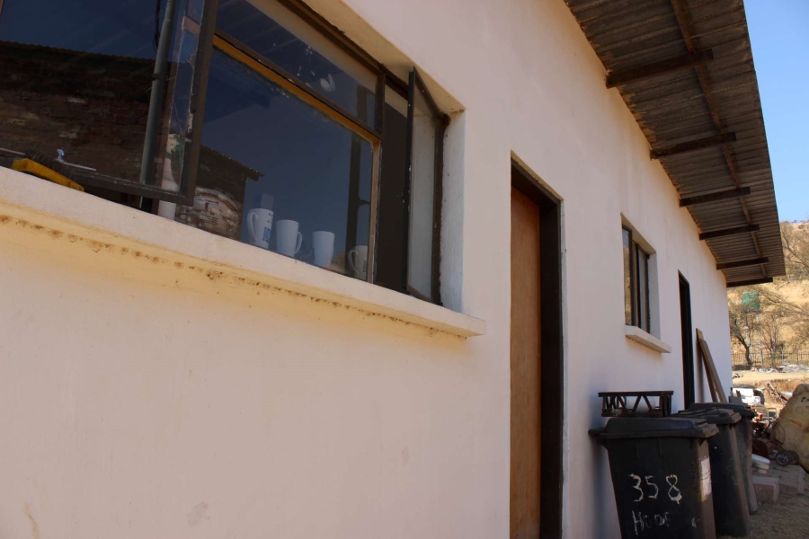 7 Bedroom Property for Sale in Zandfontein AH Gauteng