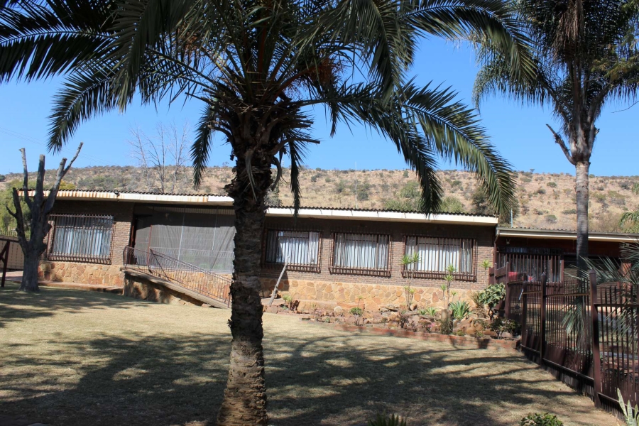 7 Bedroom Property for Sale in Zandfontein AH Gauteng