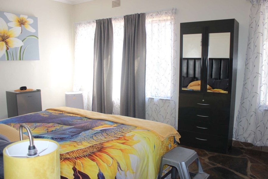 7 Bedroom Property for Sale in Zandfontein AH Gauteng