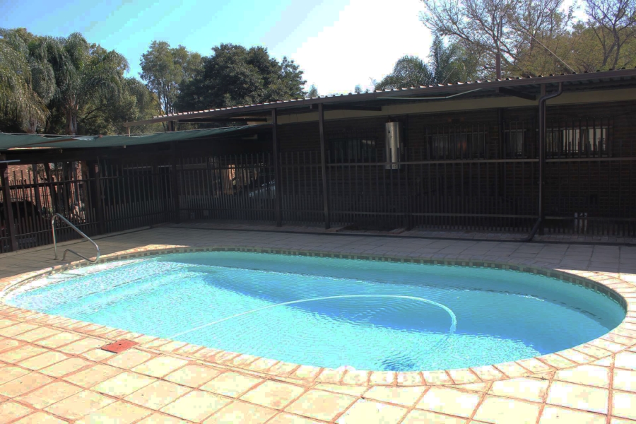 7 Bedroom Property for Sale in Zandfontein AH Gauteng