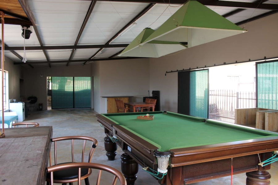 7 Bedroom Property for Sale in Zandfontein AH Gauteng