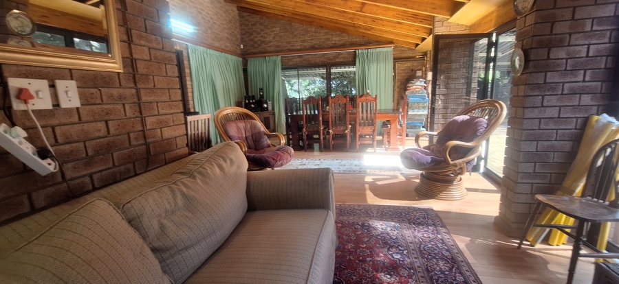 3 Bedroom Property for Sale in Noordheuwel Gauteng