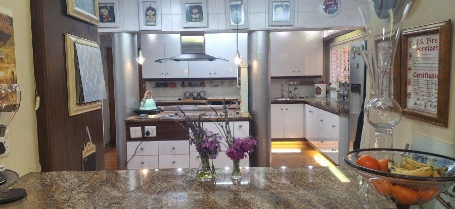 3 Bedroom Property for Sale in Noordheuwel Gauteng