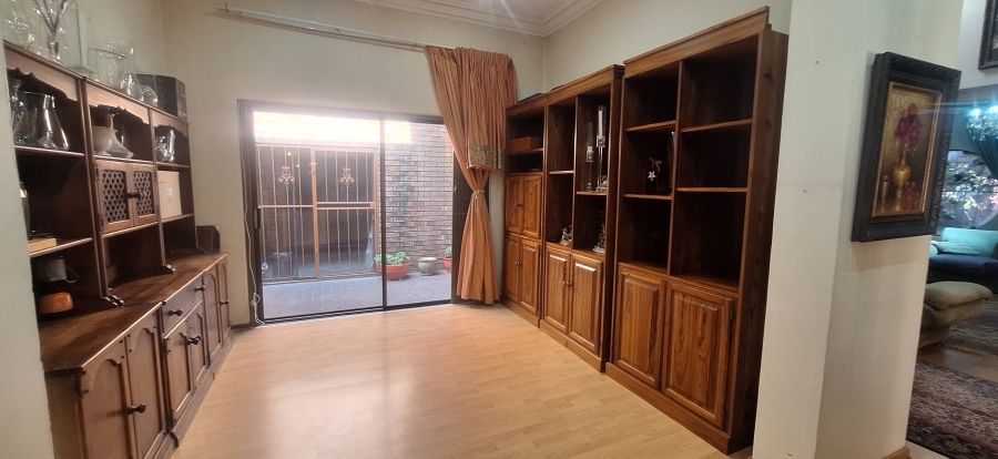 3 Bedroom Property for Sale in Noordheuwel Gauteng