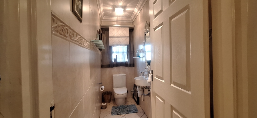 3 Bedroom Property for Sale in Noordheuwel Gauteng