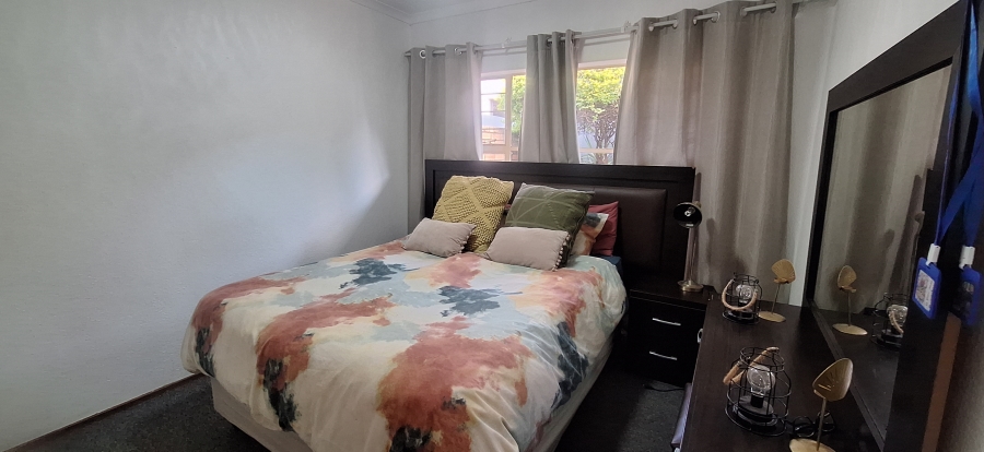 2 Bedroom Property for Sale in Krugersdorp North Gauteng