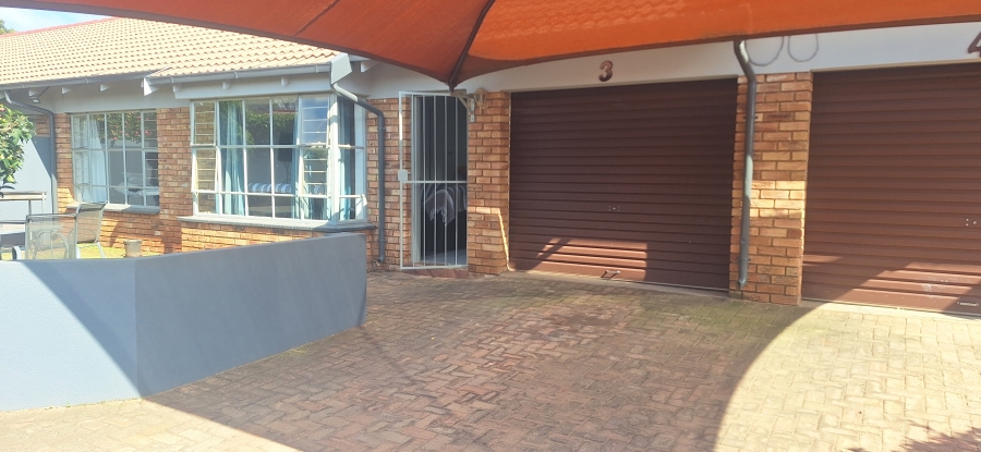 2 Bedroom Property for Sale in Krugersdorp North Gauteng