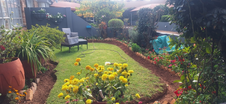 2 Bedroom Property for Sale in Krugersdorp North Gauteng