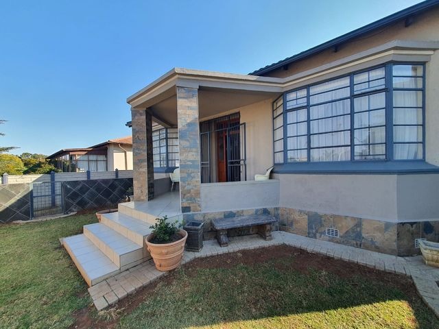 3 Bedroom Property for Sale in Krugersdorp North Gauteng