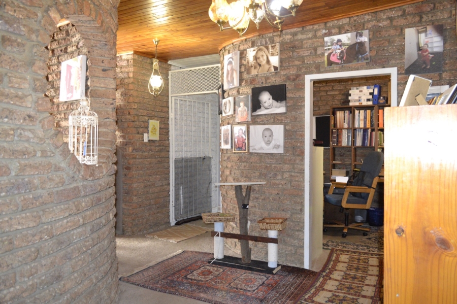 4 Bedroom Property for Sale in Roodekrans Gauteng