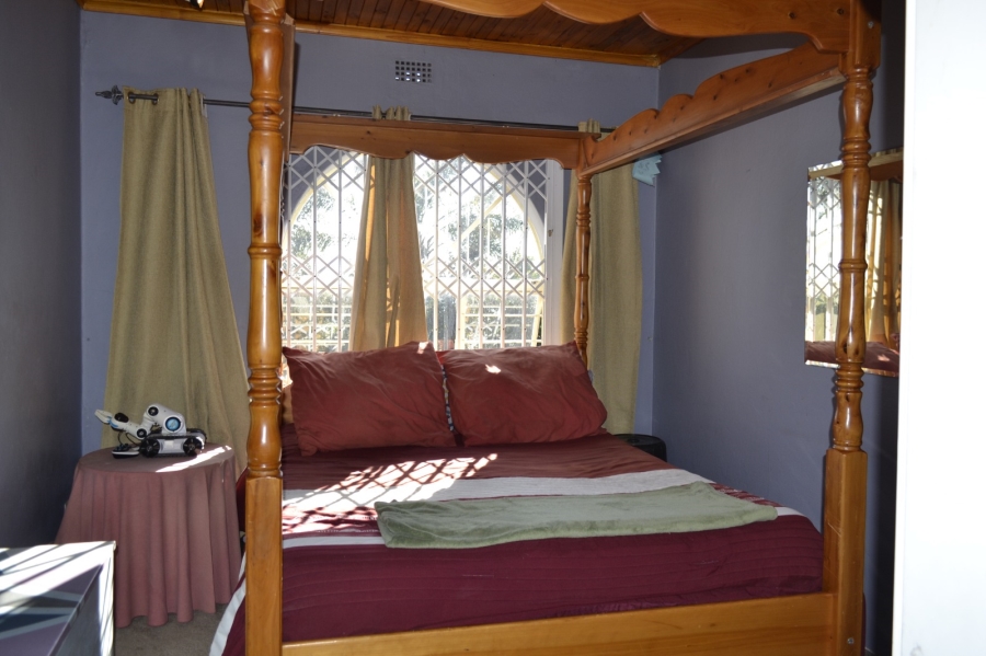 4 Bedroom Property for Sale in Roodekrans Gauteng