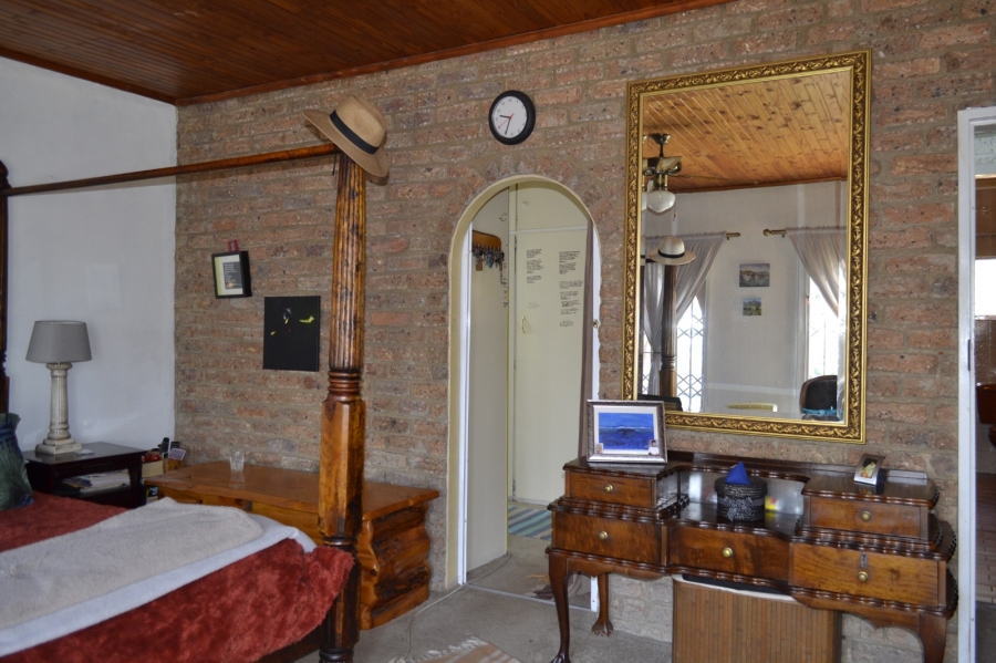 4 Bedroom Property for Sale in Roodekrans Gauteng