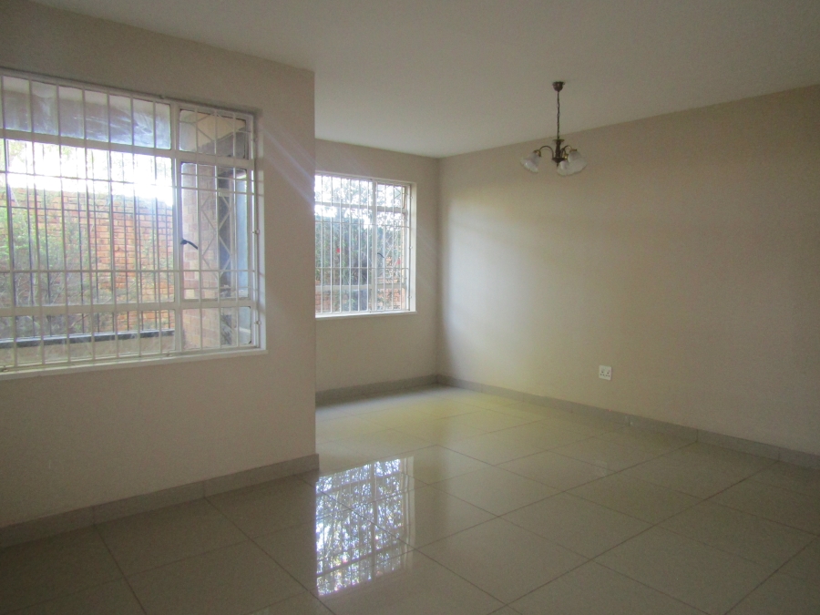 To Let 2 Bedroom Property for Rent in Haddon Gauteng