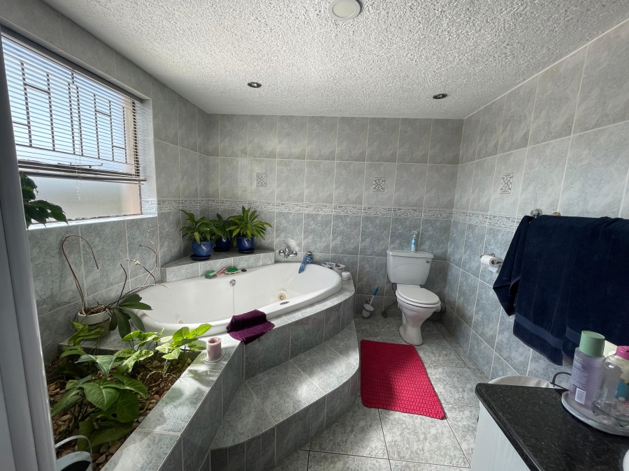 3 Bedroom Property for Sale in Randpark Ridge Gauteng