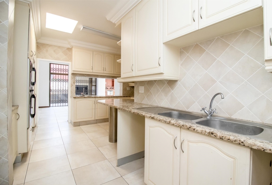 4 Bedroom Property for Sale in Sandown Gauteng