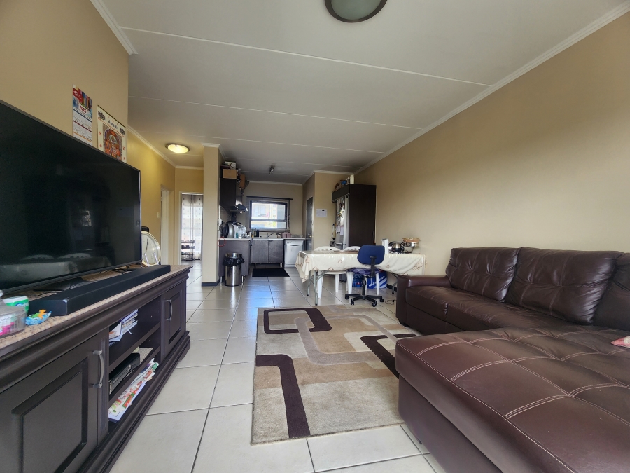 To Let 2 Bedroom Property for Rent in Fourways Gauteng