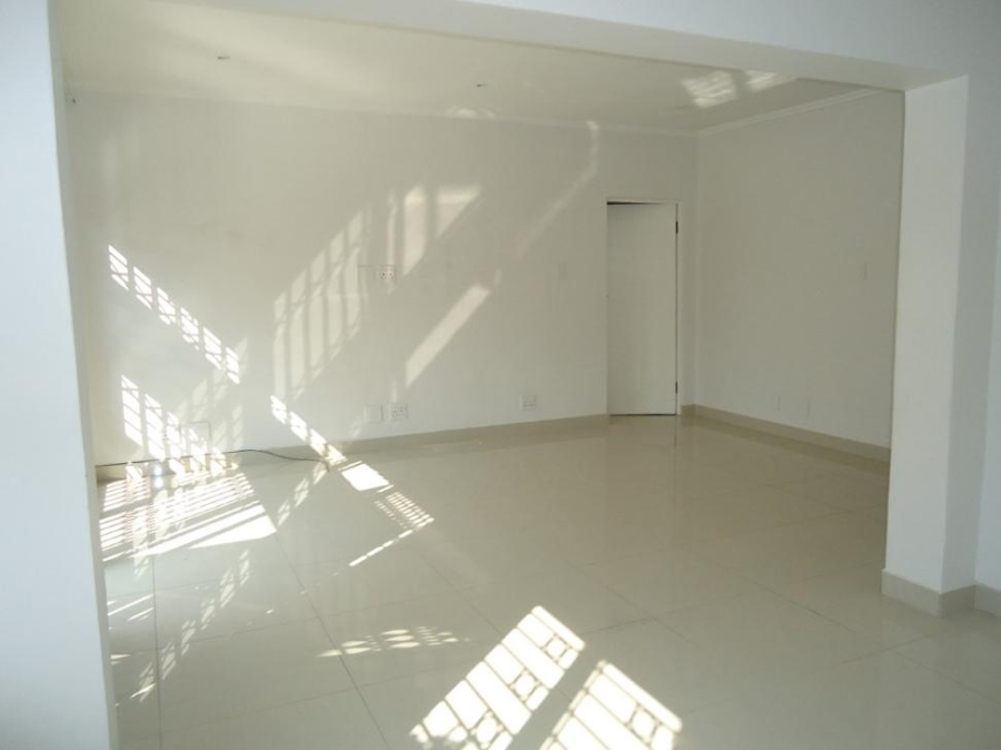 To Let 2 Bedroom Property for Rent in Atholl Gauteng