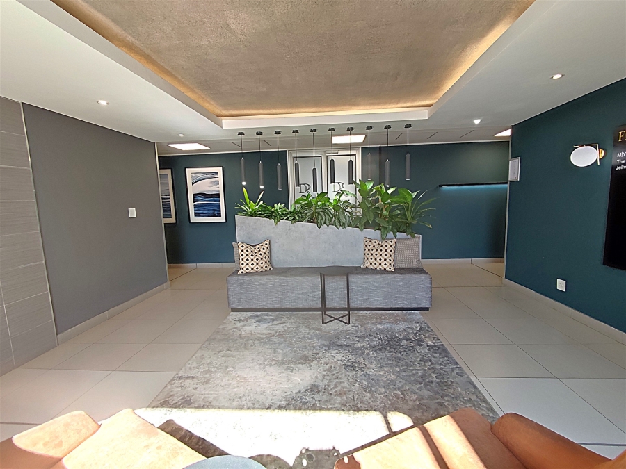 To Let commercial Property for Rent in Hyde Park Gauteng