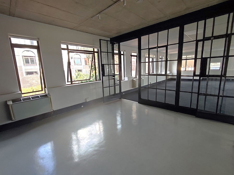 To Let commercial Property for Rent in Hyde Park Gauteng