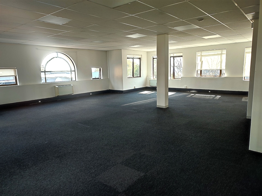 To Let commercial Property for Rent in Hyde Park Gauteng