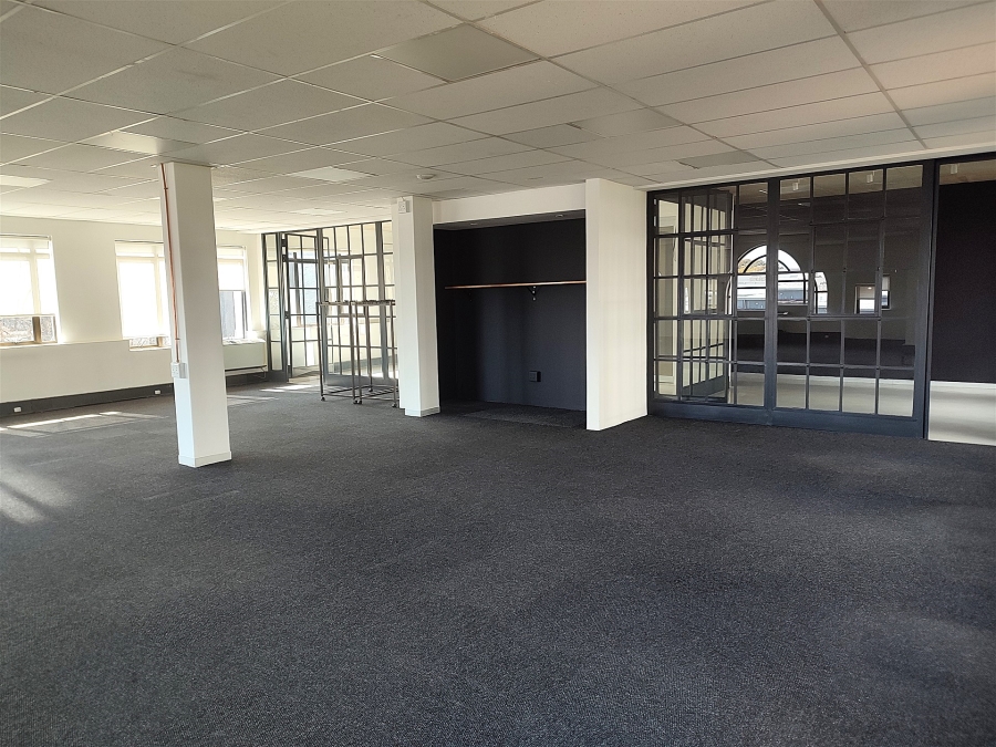 To Let commercial Property for Rent in Hyde Park Gauteng