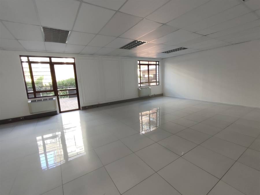 To Let commercial Property for Rent in Hyde Park Gauteng