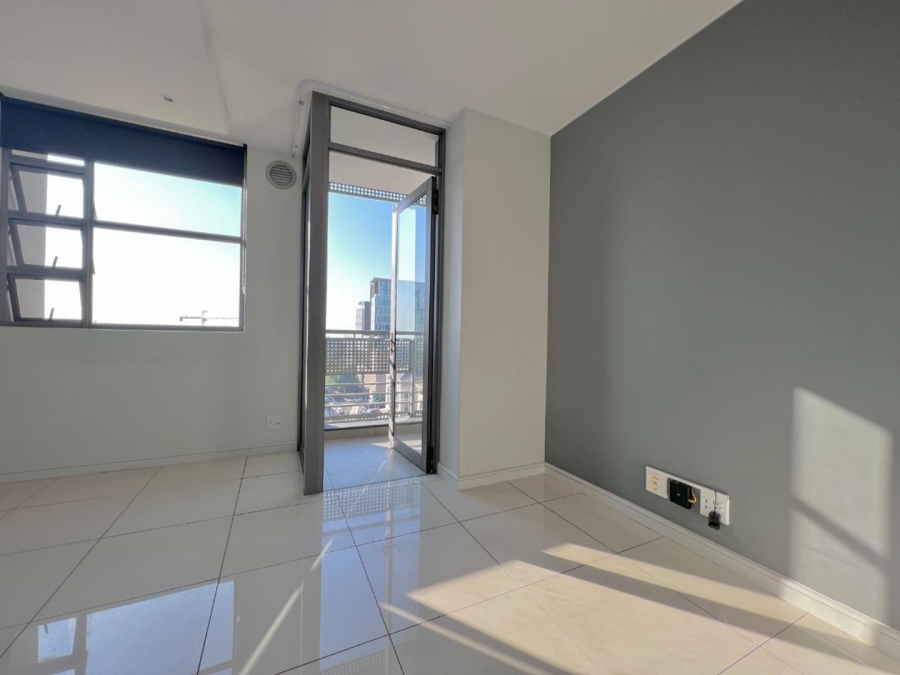 1 Bedroom Property for Sale in Rosebank Gauteng