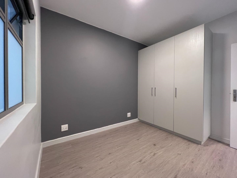 1 Bedroom Property for Sale in Rosebank Gauteng