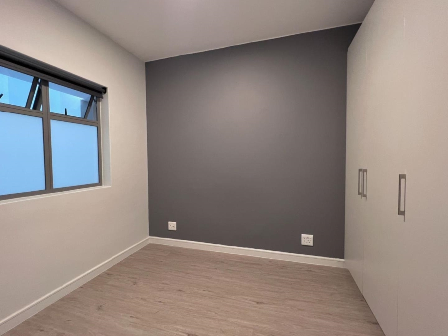1 Bedroom Property for Sale in Rosebank Gauteng
