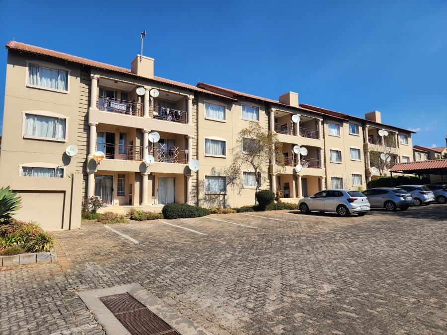 2 Bedroom Property for Sale in Noordhang Gauteng