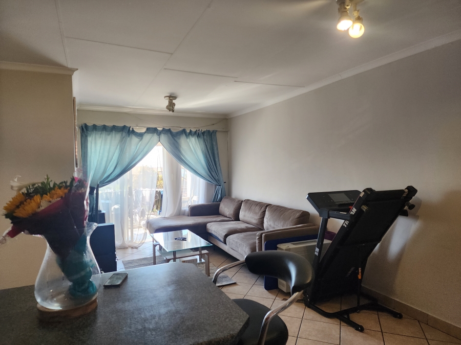 2 Bedroom Property for Sale in Noordhang Gauteng