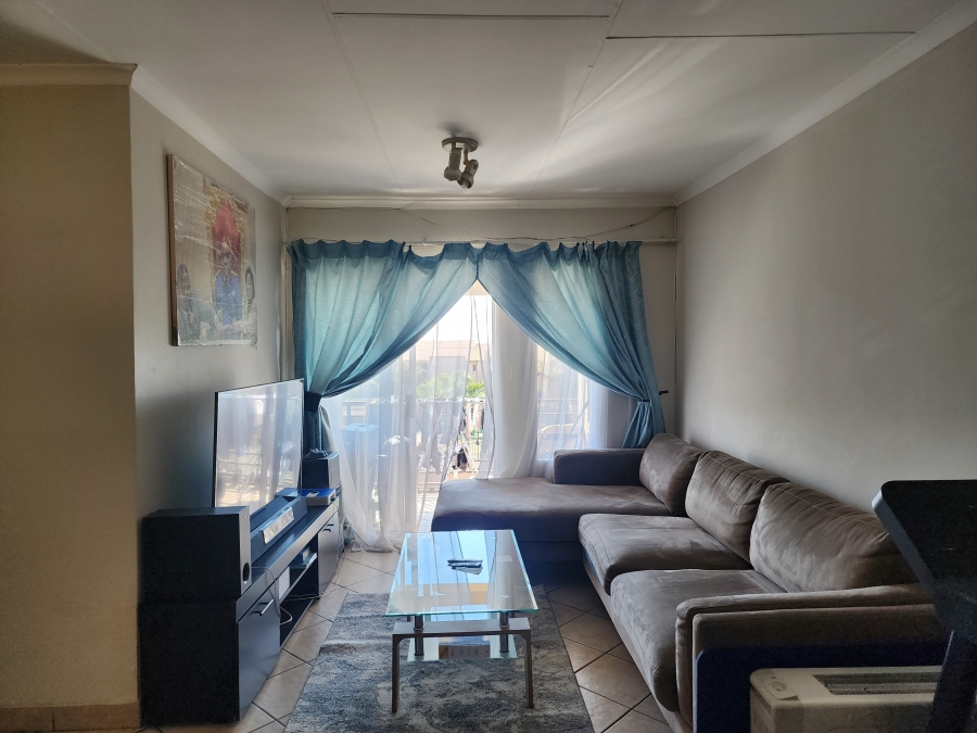 2 Bedroom Property for Sale in Noordhang Gauteng