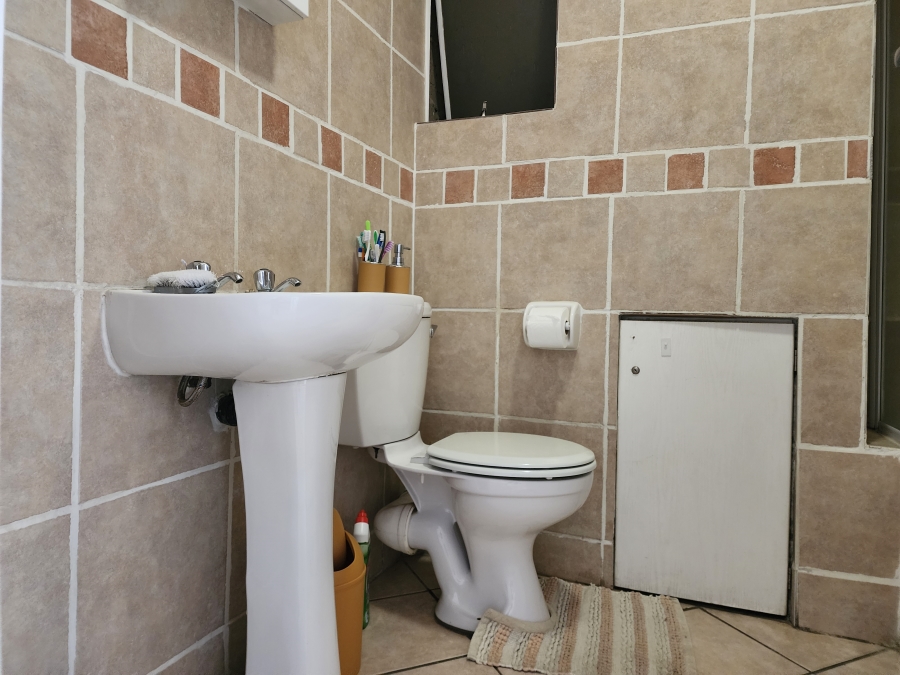 2 Bedroom Property for Sale in Noordhang Gauteng