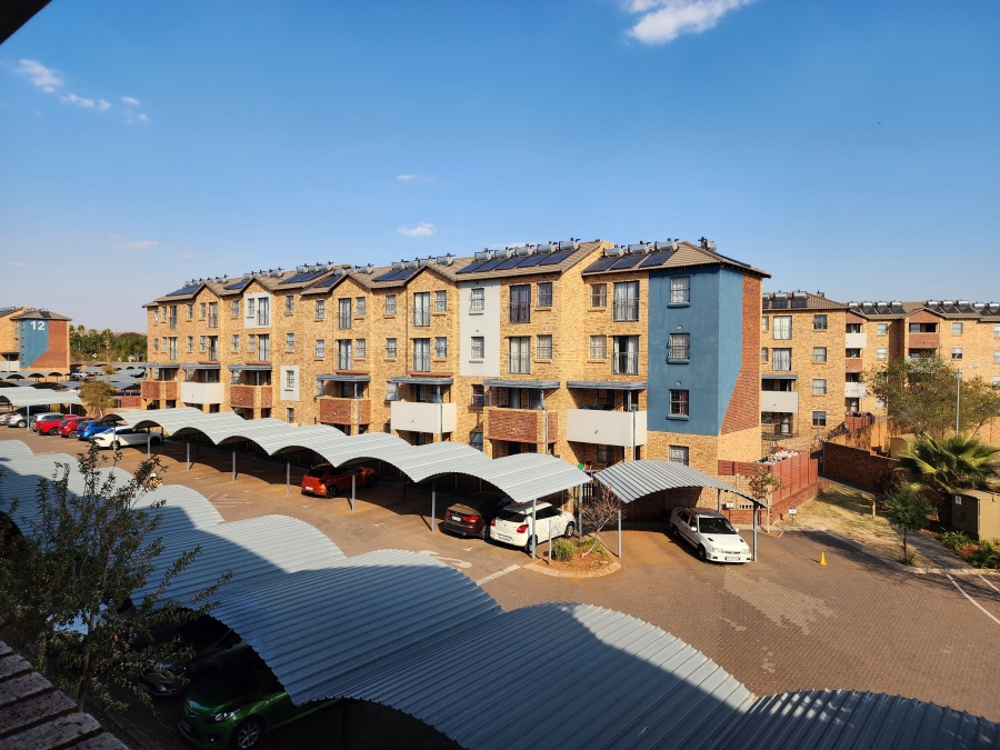 2 Bedroom Property for Sale in Montana Tuine Gauteng