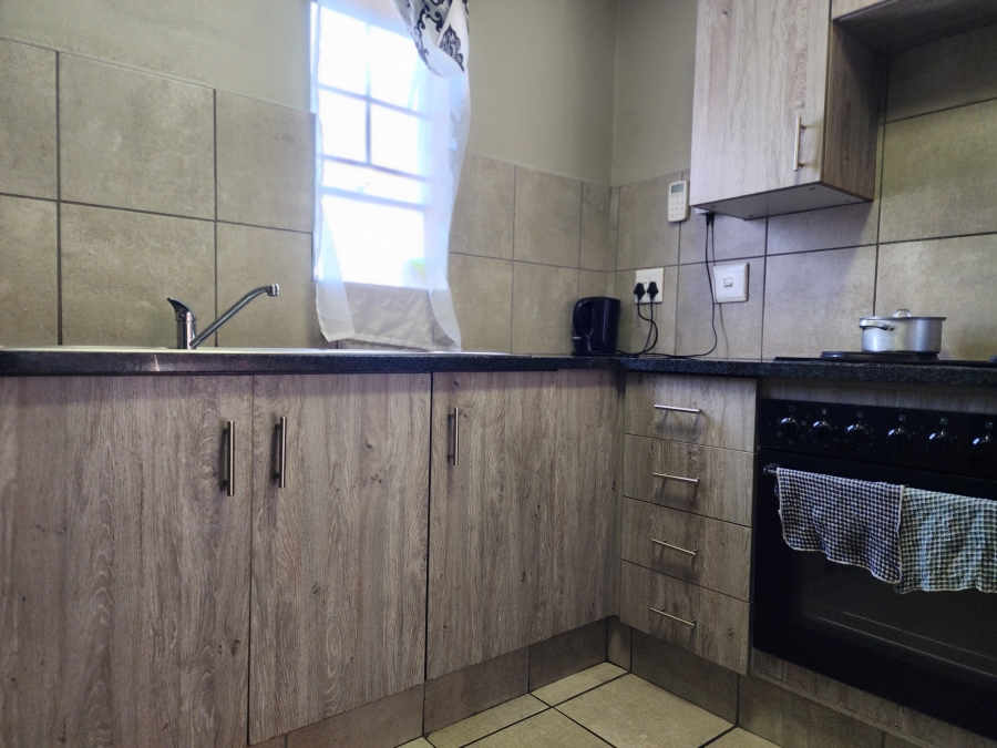2 Bedroom Property for Sale in Montana Tuine Gauteng