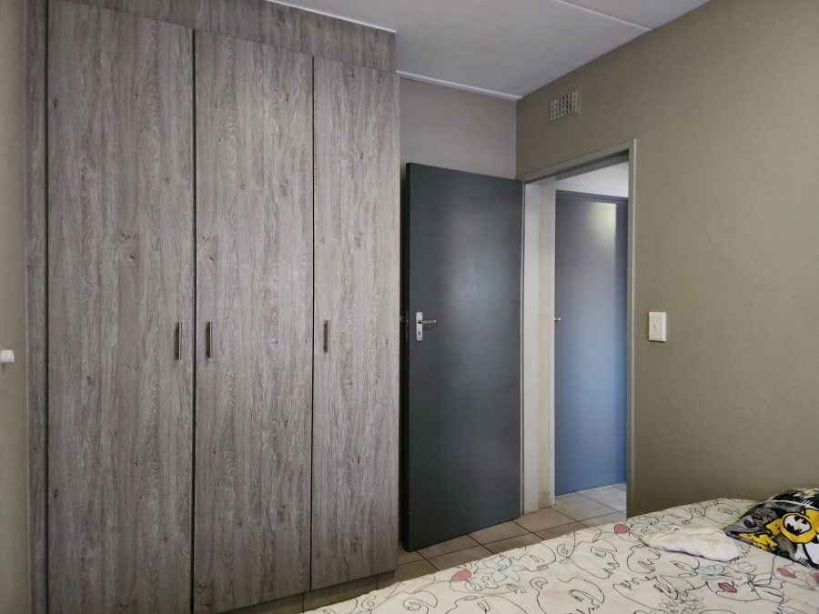 2 Bedroom Property for Sale in Montana Tuine Gauteng