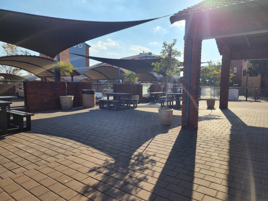 2 Bedroom Property for Sale in Montana Tuine Gauteng