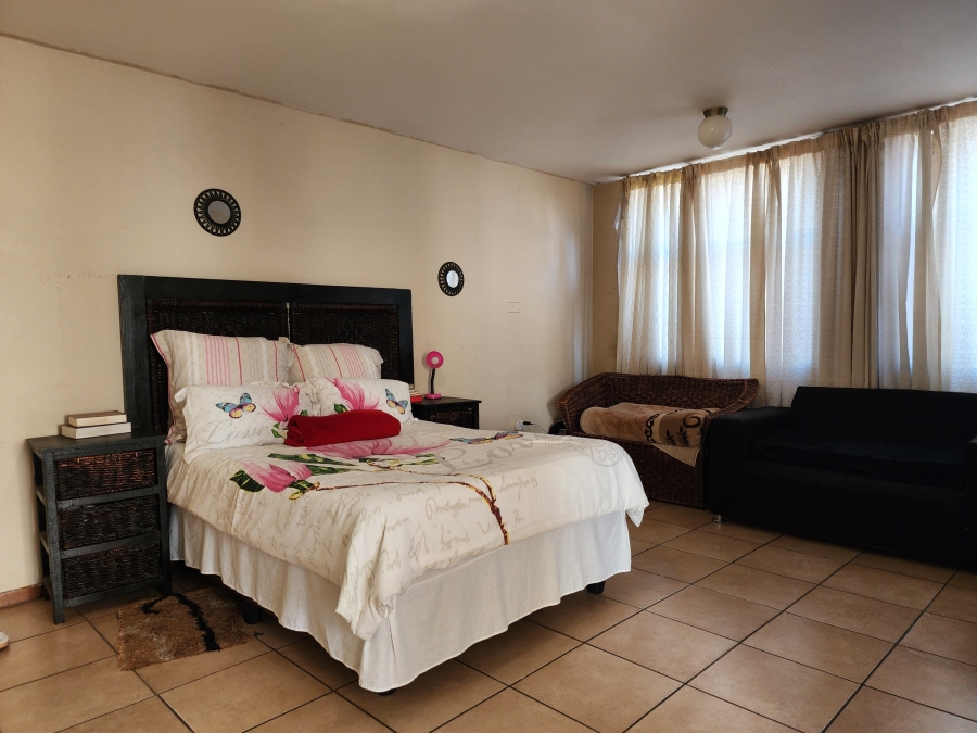 1 Bedroom Property for Sale in Pretoria North Gauteng